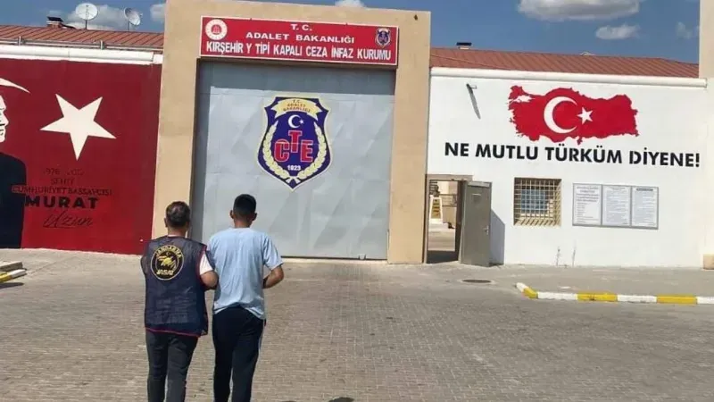 14 yıl 6 ay hapis cezası bulunan bir hükümlü gözaltına alındı. 