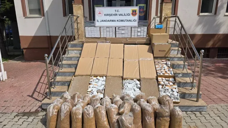 Kırşehir Jandarması, Kaman’da 7 Ayrı Adrese Eş Zamanlı Baskın düzenledi