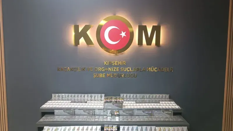 Kırşehir’de 460 paket gümrük kaçağı sigara ele geçirildi.