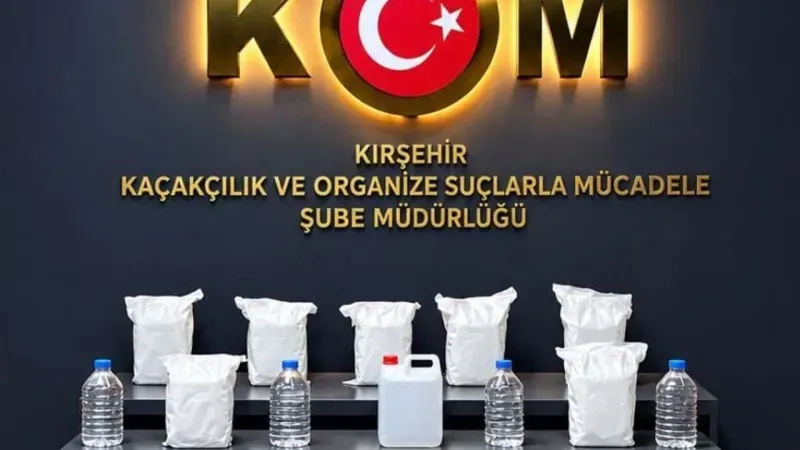 KIRŞEHİR'DE 40 LİTRE ETİL ALKOL ELE GEÇİRİLDİ